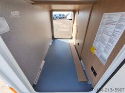 HOBBY Hobby C 680 GE Journey Automatik / Rahmenfens