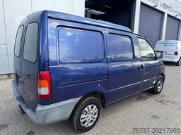 Nissan VANETTE CARGO **2,3DIESEL-CAMIONETTE FRANCAIS**