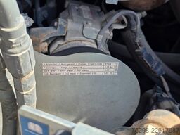 LIEBHERR L526 | 9.504h | 2018