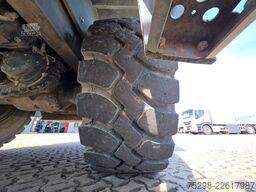 LIEBHERR L526 | 9.504h | 2018