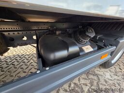 MERCEDES-BENZ Atego 818 | 3 Sitzen | Ladebordwand