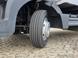 MERCEDES-BENZ Atego 818 | 3 Sitzen | Ladebordwand