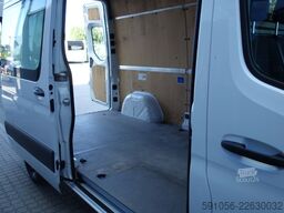 mercedes-benz Sprinter 211 CDI Kasten L2H2 360°KAM/STDHZG/AHK
