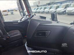 IVECO TRATTORE STRADALE IVECO S-WAY 480 CON ADR