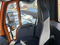 Mercedes-Benz Unimog U 319