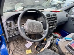Toyota Hiace 4WD with 2 sets of tires