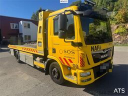 MAN TGL 12.220 4x2 Wrecker Truck