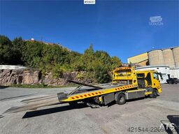 MAN TGL 12.220 4x2 Wrecker Truck