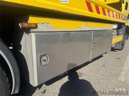 MAN TGL 12.220 4x2 Wrecker Truck