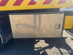 MAN TGL 12.220 4x2 Wrecker Truck