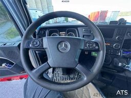 Mercedes-Benz Actros 6x2 Recovery Truck – Omars Bodywork