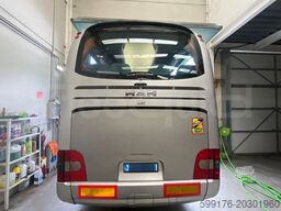 MAN Lion's Coach