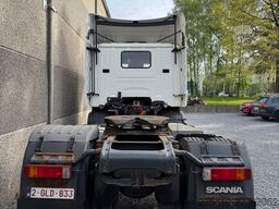 τυπική μονάδα τράκτορα SCANIA 