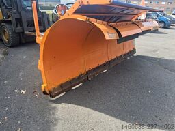 Bucher Ramox 320 NGR