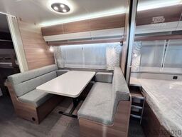 HOBBY De Luxe 545 KMF Auflastung 2.000 kg