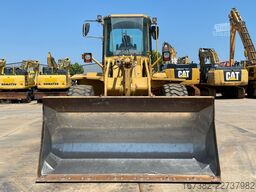 Caterpillar 938F