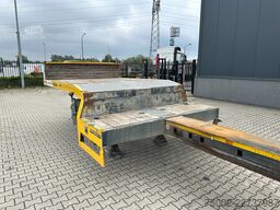 Broshuis E-2190/27 / 3-axle lowloader /  6,4m extendable...