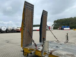 Broshuis E-2190/27 / 3-axle lowloader /  6,4m extendable...