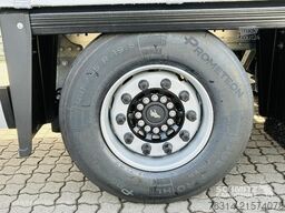 Schmitz Cargobull Curtainsider Mega Getränke