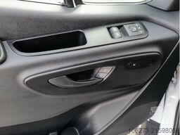 Mercedes-Benz Sprinter 317 CDI Kombi,Rollstuhllift,8Sitze