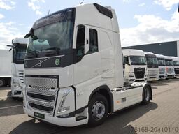 VOLVO FH 460 Globetrotter XL i-Save SideSkirts