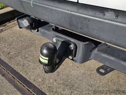 MERCEDES-BENZ SPRINTER 314 L2H1 9-Pers 2X Airco