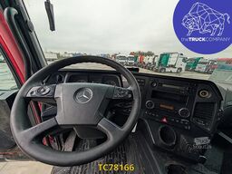 Mercedes-Benz Arocs 1943