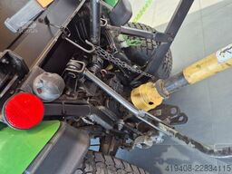 John Deere 1026R 4WD - Serviced! - PLOW + SPREADER GRATIS!