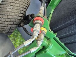 John Deere 1026R 4WD - Serviced! - PLOW + SPREADER GRATIS!