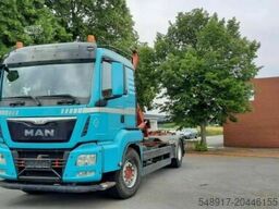 MAN TGS 18.440 Abroller mit Funk +Kran vor