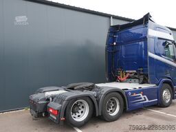 Scania R 520 V8 6x2 tractor unit retarder