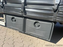  Wiese 3-Achs Stufensattel Auflieger mit Rampe25T