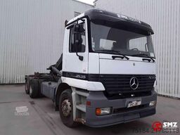 Mercedes-Benz Actros 2535