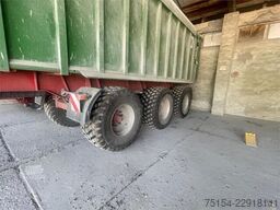 Kröger TAW 30