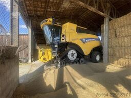 New Holland CR 9.90
