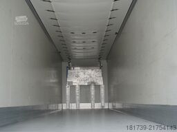 Krone refrigerated semi-trailer / 2000 MTH!