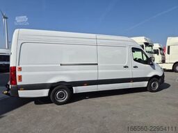 Mercedes-Benz Sprinter 317 CDI L3 WITH LOADING LIFT