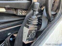 MAN 25.372 (6 CYLINDER / MANUAL PUMP / POMPE MANUEL...