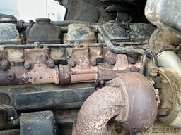 MAN 25.372 (6 CYLINDER / MANUAL PUMP / POMPE MANUEL...