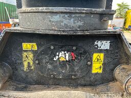 CATERPILLAR G 324 / Oil Quick OQ 70-55 / Sortier Greifer