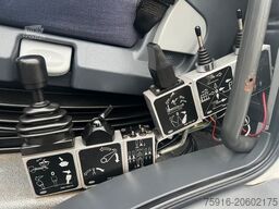 MAN TGA 26.410, 6x4 Abrollkipper Meiller Blattfedern