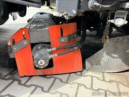 MERCEDES-BENZ ACTROS 1830 4x2 Kehrmaschine BUCHER OPTIFANT8000