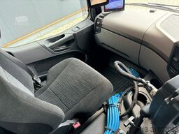 MERCEDES-BENZ ACTROS 1830 4x2 Kehrmaschine BUCHER OPTIFANT8000