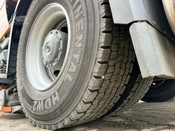 MERCEDES-BENZ ACTROS 1830 4x2 Kehrmaschine BUCHER OPTIFANT8000