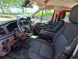 FORD Transit/Tourneo Custom Kombi 320 L1 Hybrid Trend