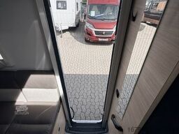 CHAUSSON 797 Ultimate Line ~ 4.4t - AHK - 180PS ~ `26