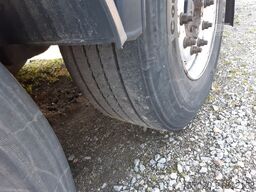 SCHWARZMÜLLER J Serie Standard Textil Curtainsider Tüv