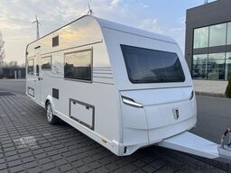 TABBERT Cazadora 550 E 2.3 2000kg+Dusche+City-Wasser+Bug