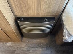 TABBERT Cazadora 550 E 2.3 2000kg+Dusche+City-Wasser+Bug