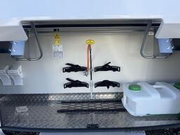 TABBERT Cazadora 550 E 2.3 2000kg+Dusche+City-Wasser+Bug